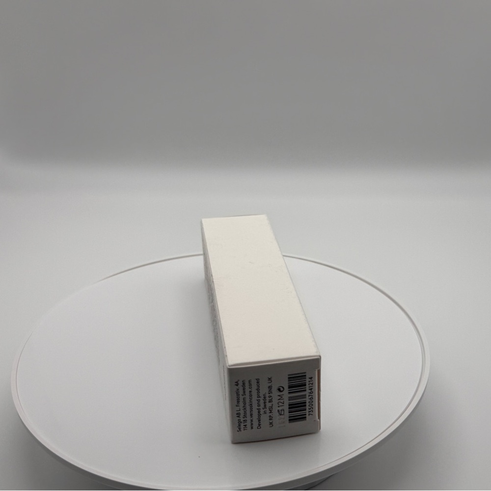 Verso Super C Serum with Vitamin C 4 30 ml - Picture 2 of 4